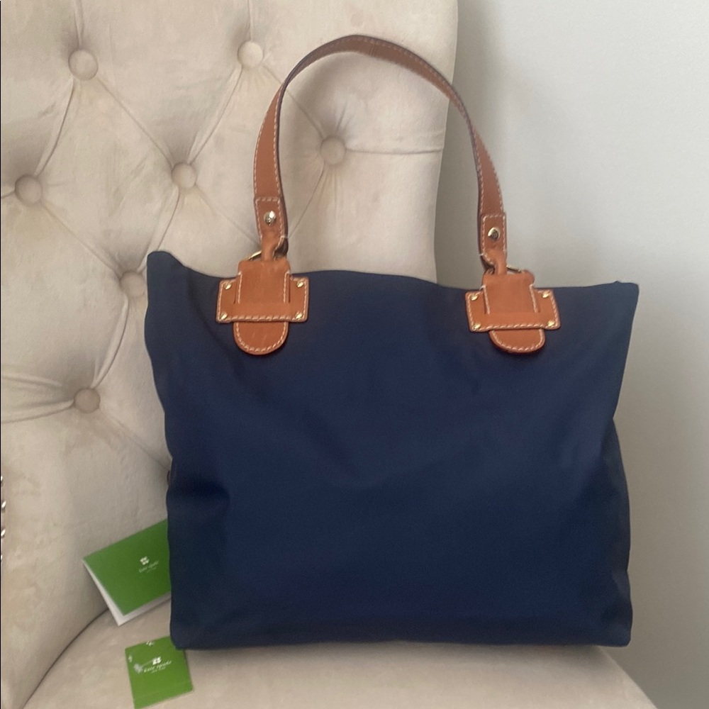 ♠️ Kate Spade Bleeker Street Navy Tote Bag - Picture 2 of 15